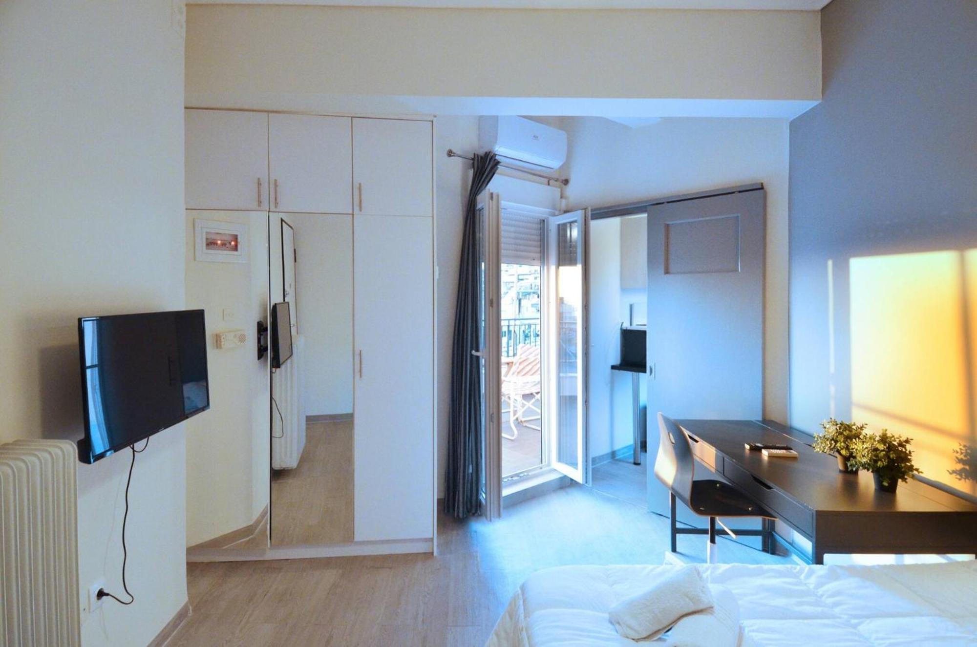 A Minimal Retire At Kypseli With An Amazing View Apartment Athens Exterior photo